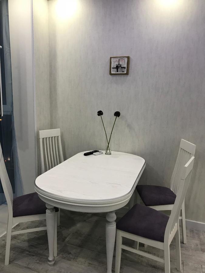 Luxe Apartment On Drahomanova Kiev Eksteriør billede