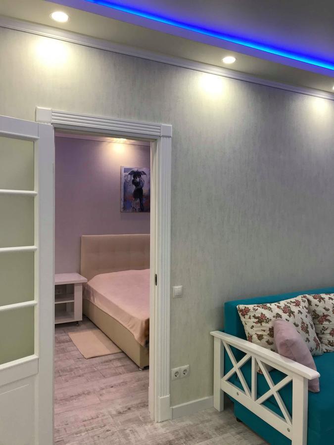 Luxe Apartment On Drahomanova Kiev Eksteriør billede